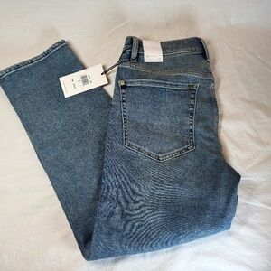 BNWT 7 For All Mankind High Waisted Cropped Jeans